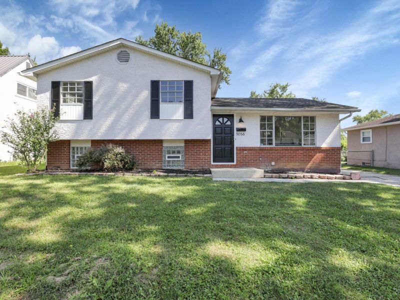 5056 Chipman Drive , Columbus, OH 43232 Photo 2