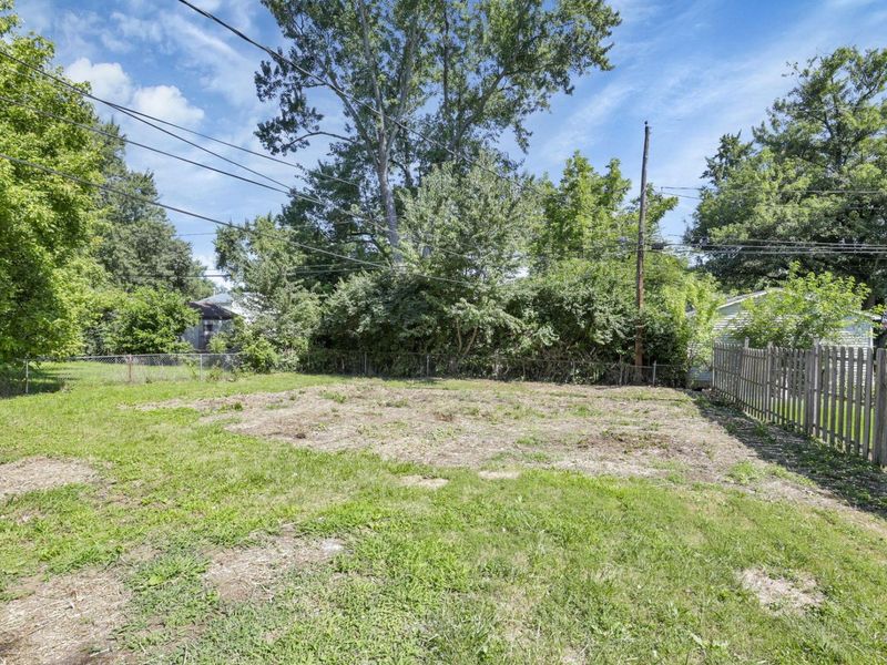 5056 Chipman Drive , Columbus, OH 43232 Photo 45