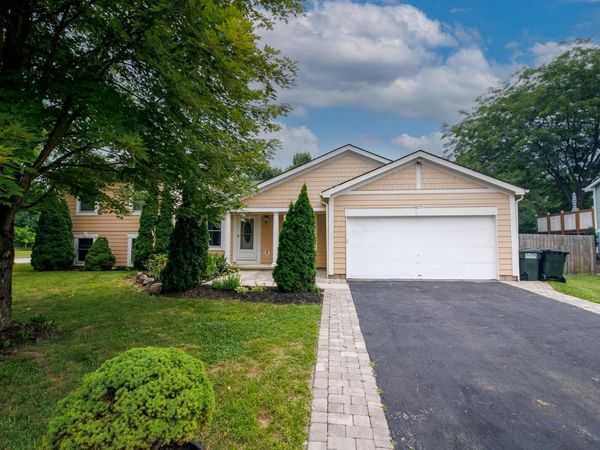 639 Academy Drive , Galloway, OH 43119