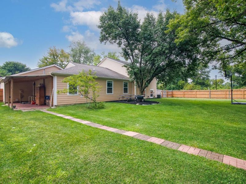 639 Academy Drive , Galloway, OH 43119 Photo 11