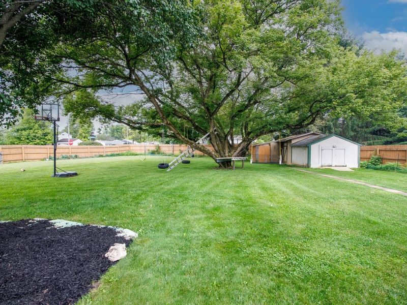 639 Academy Drive , Galloway, OH 43119 Photo 16