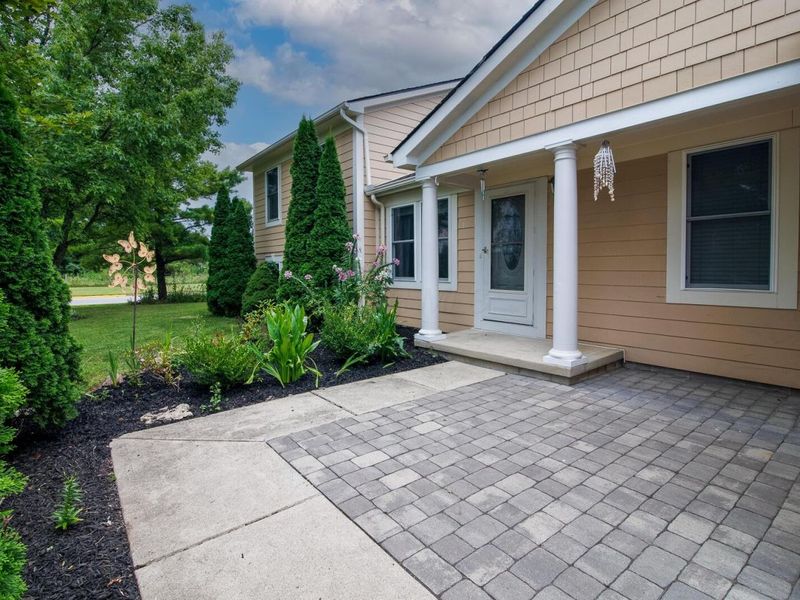 639 Academy Drive , Galloway, OH 43119 Photo 3