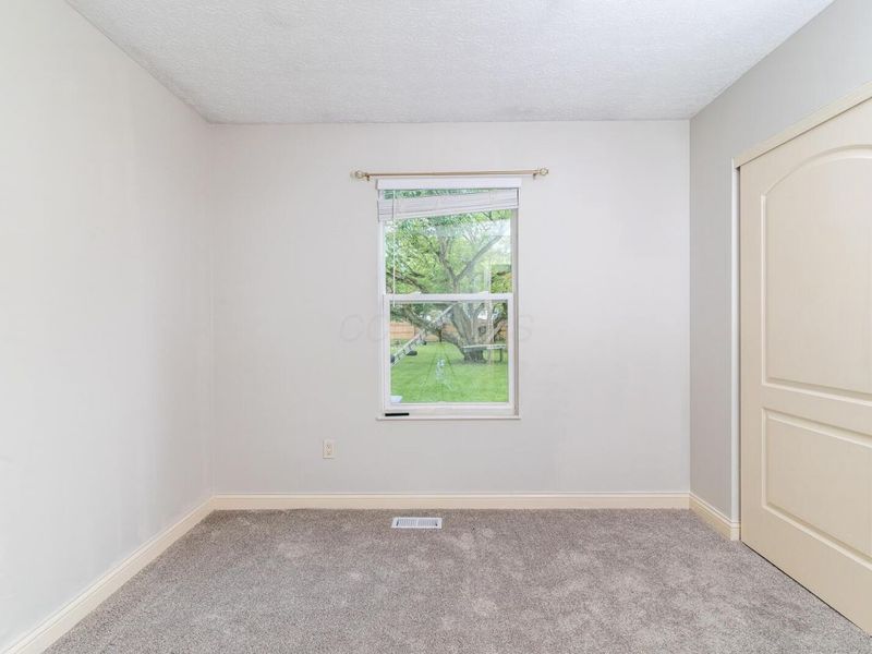 639 Academy Drive , Galloway, OH 43119 Photo 30