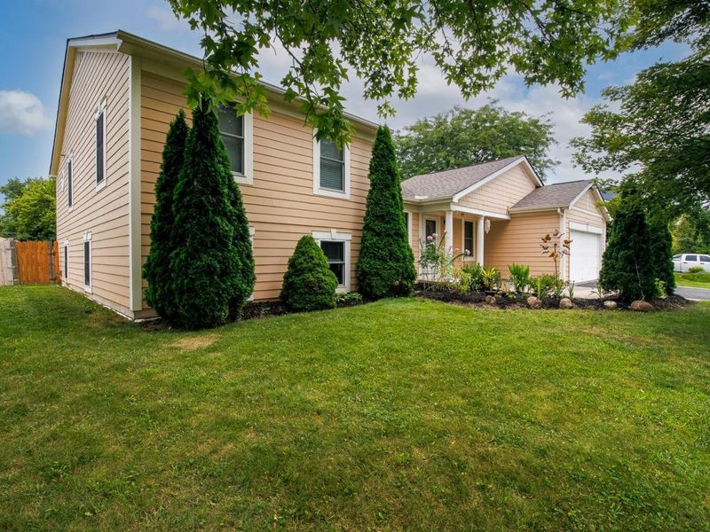 639 Academy Drive , Galloway, OH 43119 Photo 4