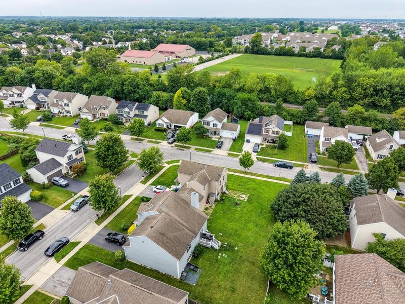 459 Belfair Drive , Galloway, OH 43119 Photo 18