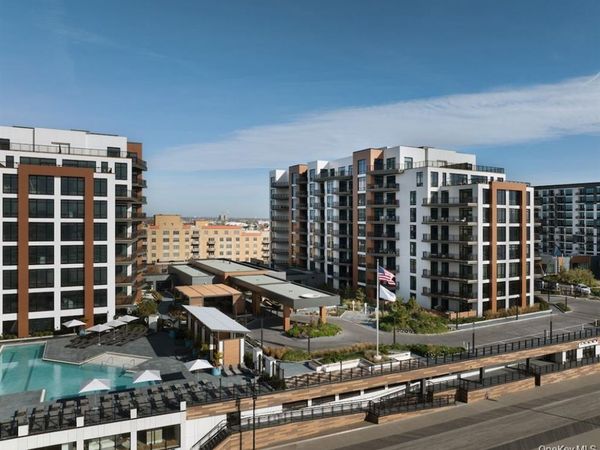 100 Boardwalk , Unit L4A, Long Beach, NY 11561