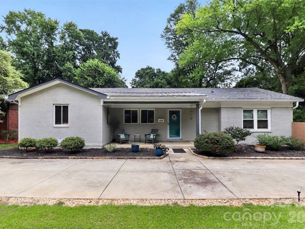1016 Dresden Drive W, Charlotte, NC 28205