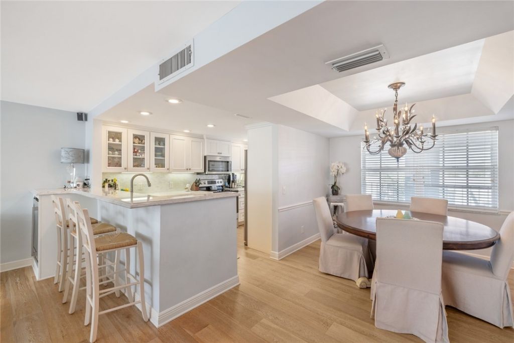 2743 Ocean Drive, Unit 47E, Vero Beach, FL 32963 Photo