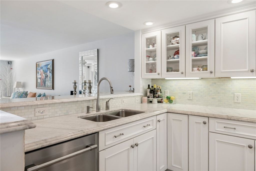 2743 Ocean Drive, Unit 47E, Vero Beach, FL 32963 Photo