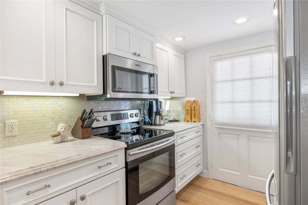 2743 Ocean Drive, Unit 47E, Vero Beach, FL 32963 Photo