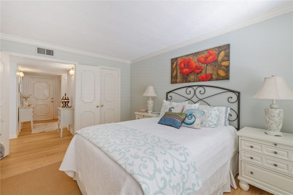 2743 Ocean Drive, Unit 47E, Vero Beach, FL 32963 Photo
