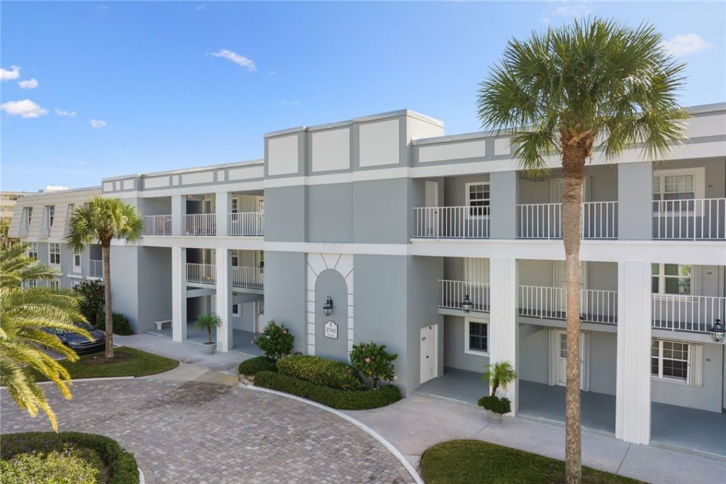 2743 Ocean Drive, Unit 47E, Vero Beach, FL 32963 Photo