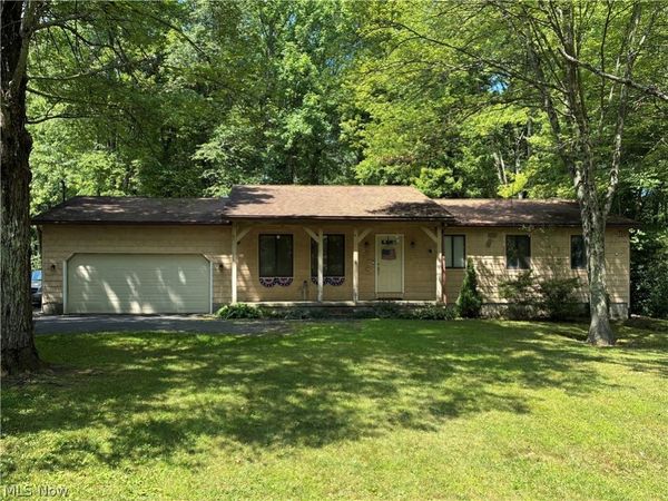 600 Warner Road , Brookfield, OH 44403