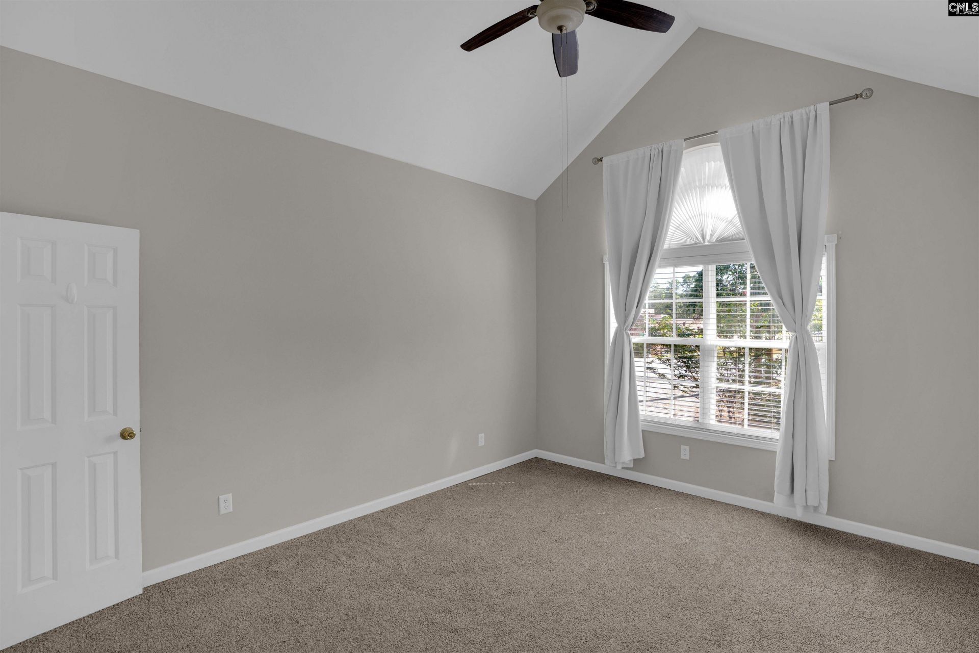107 Hook Avenue  Photo 11