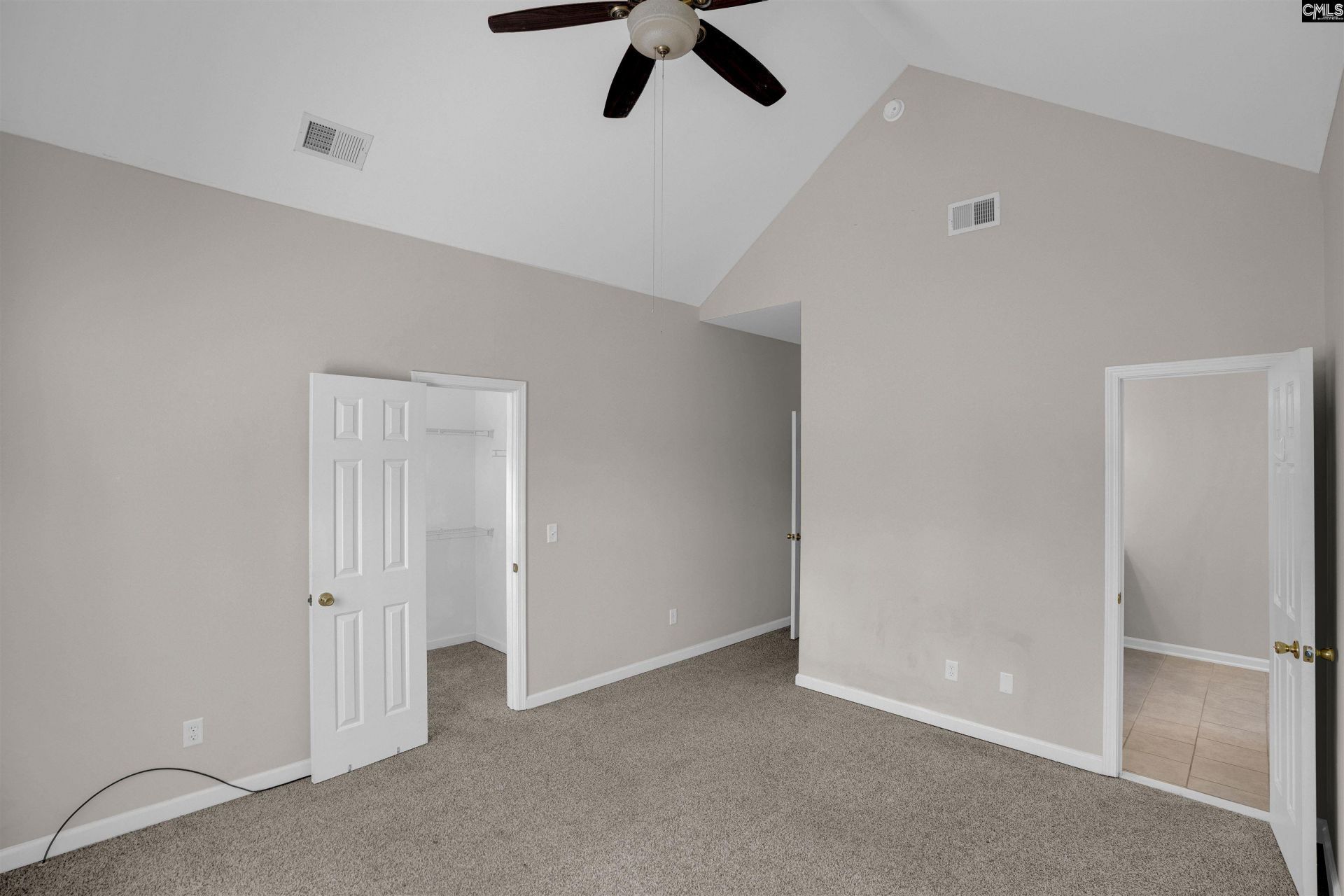 107 Hook Avenue  Photo 12