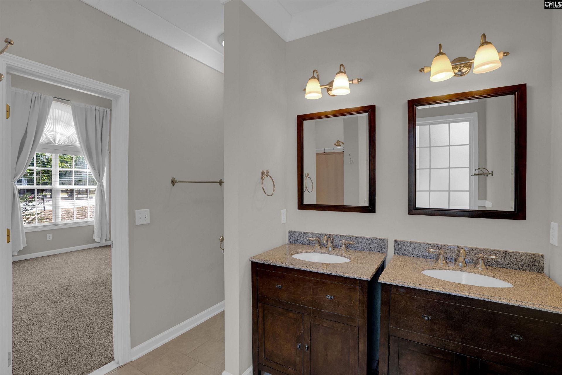107 Hook Avenue  Photo 14