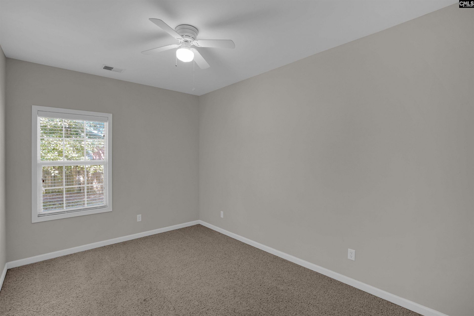 107 Hook Avenue  Photo 15