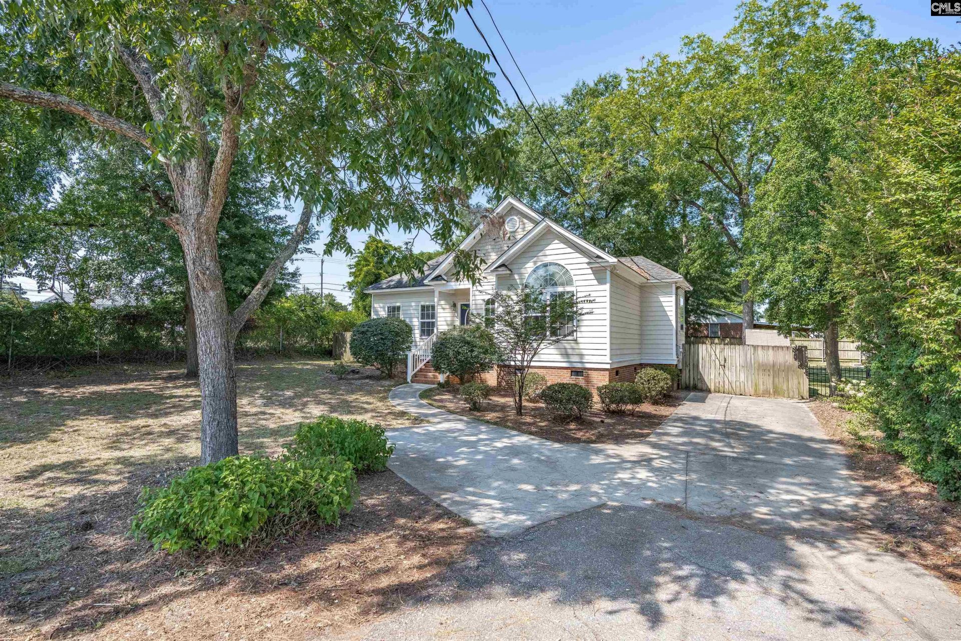 107 Hook Avenue  Photo 24