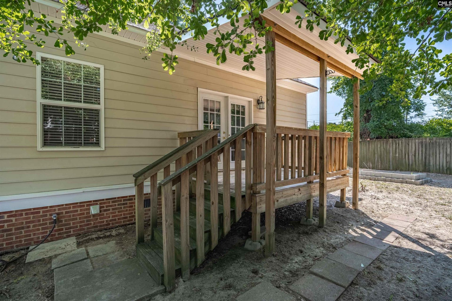 107 Hook Avenue  Photo 25