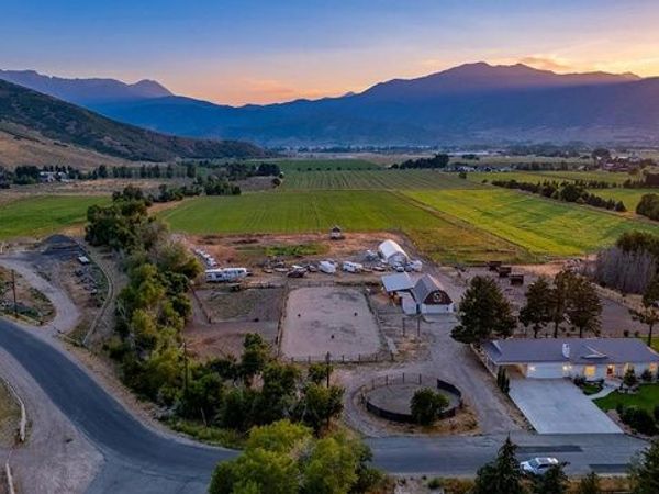 3400 S BIG HOLLOW RD , Daniel, UT 84032