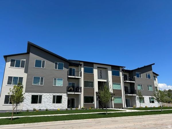 6539 W 7000 S, Unit 303, West Jordan, UT 84081