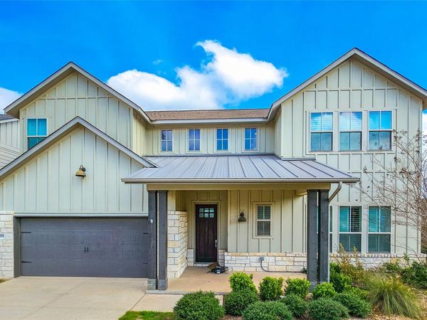 595 Dayridge DR, Dripping Springs, TX 78620