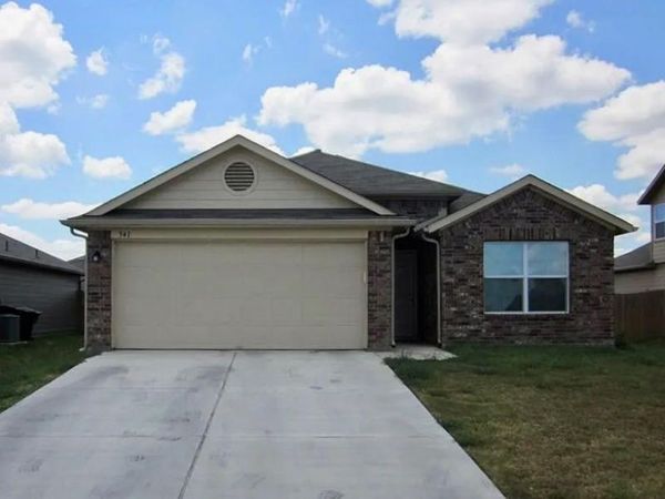 541 Alpha , Kyle, TX 78640