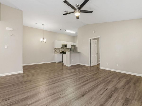 2302 Fuzz Fairway, Unit B, Austin, TX 78728