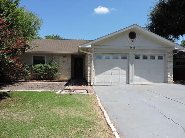1625 Chippeway LN, Austin, TX 78745