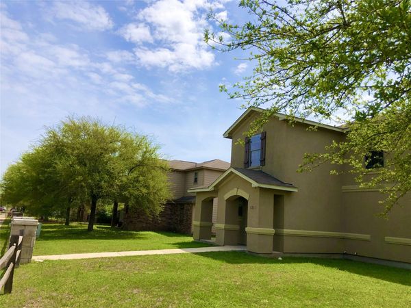 5211 Viewpoint DR, Austin, TX 78744