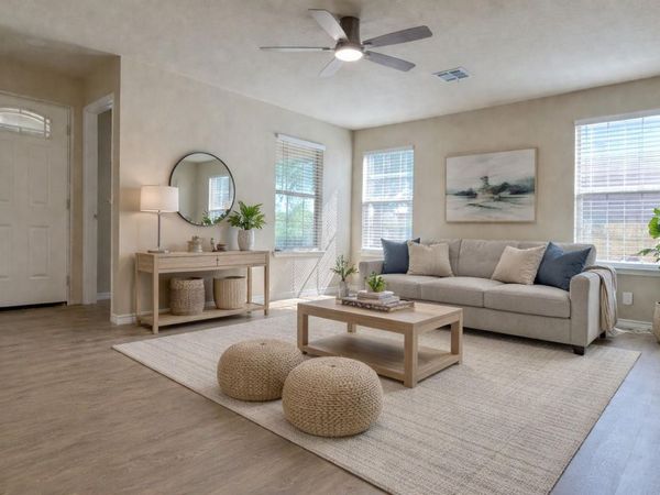 5211 Viewpoint DR, Austin, TX 78744