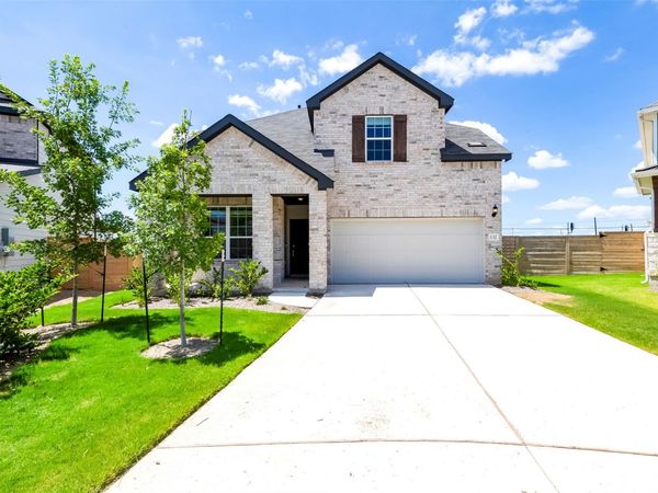 132 Inlet LN , Leander, TX 78641