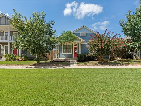 1609 Arbor Knot DR, Kyle, TX 78640