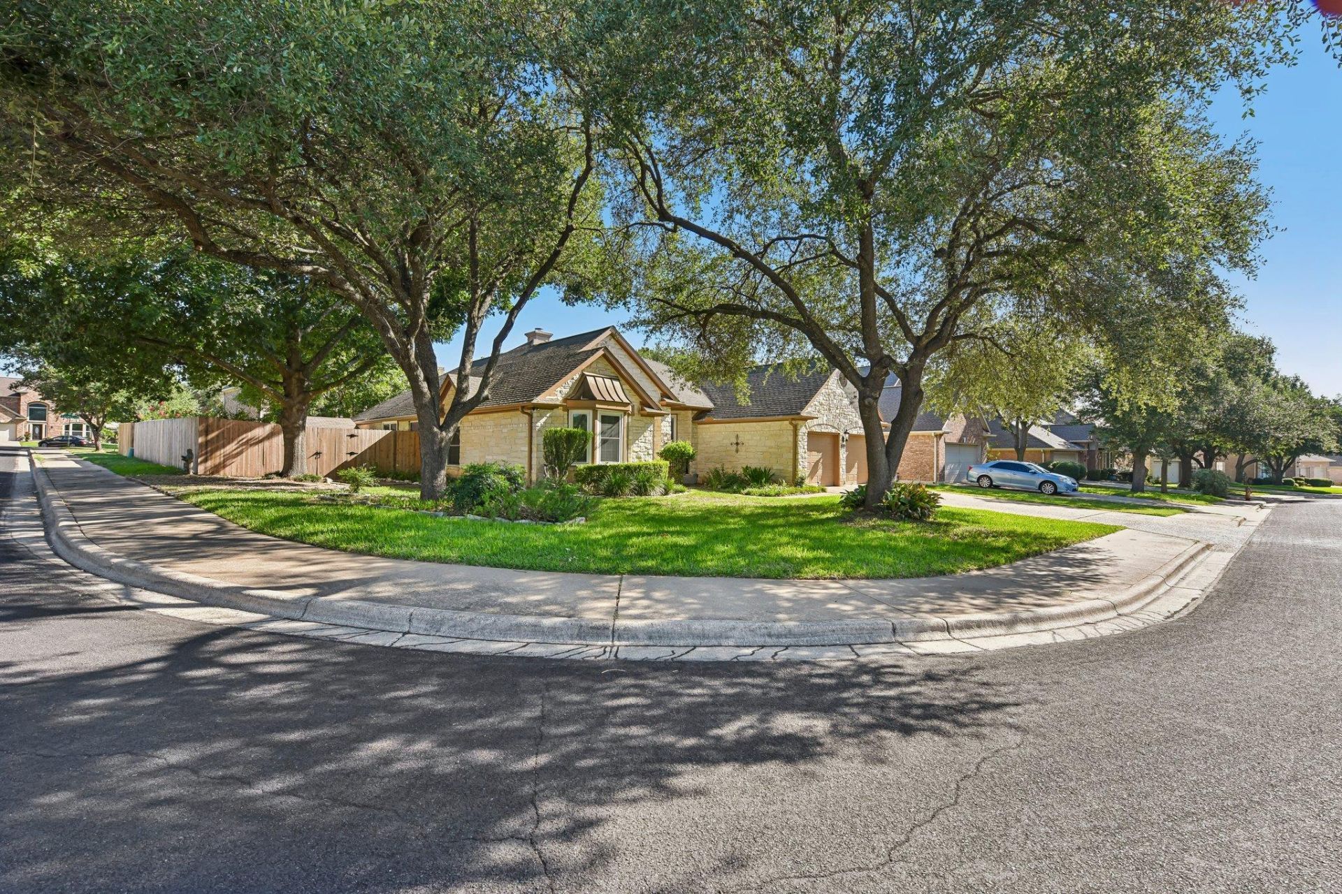 10020 Majorca Dr, Austin, TX 78717 Main Photo