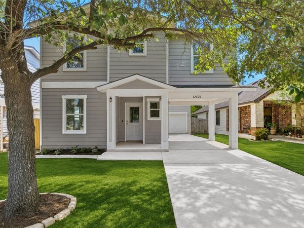 13521 Sea Biscuit DR, Del Valle, TX 78617