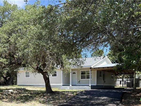560 Wickford Way , Canyon Lake, TX 78133