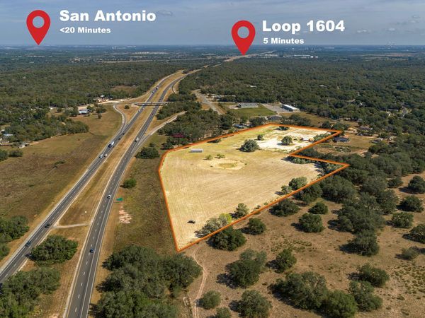 23383 Mathis, Elmendorf, TX 78112