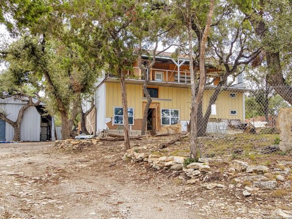 324 DOE LN, Canyon Lake, TX 78133