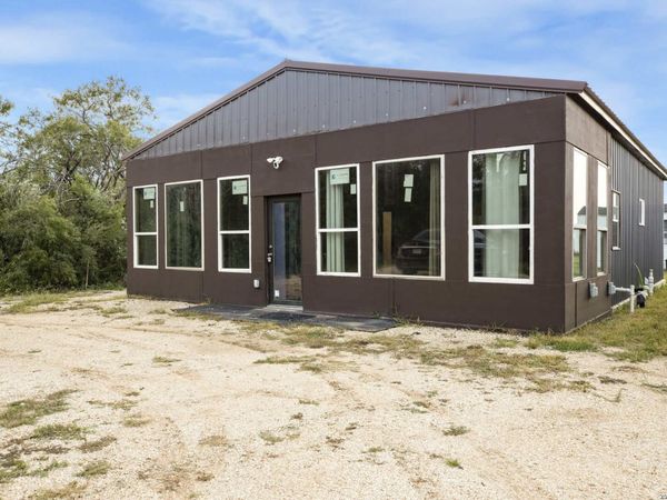 10075 E LOOP 1604 S, San Antonio, TX 78263