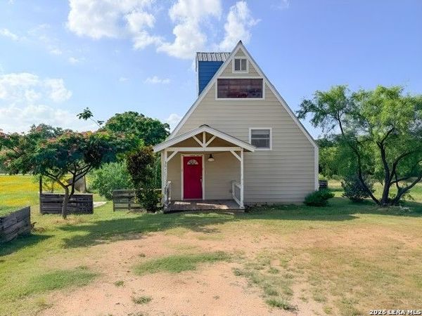 541 WADE ST, Tow, TX 78672