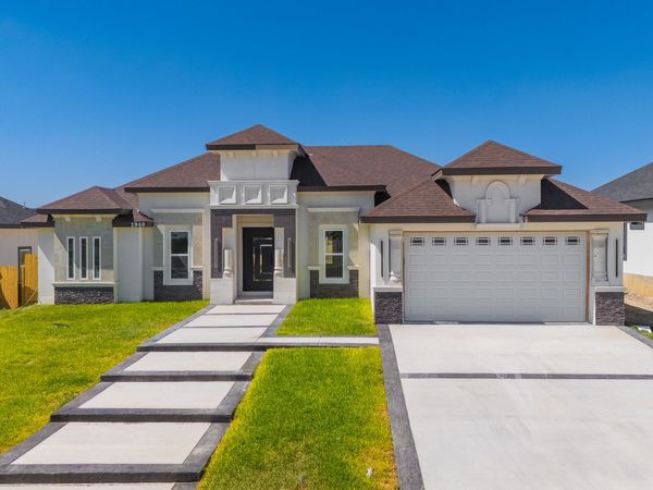 1940 Emery Drive, Eagle Pass, TX 78852