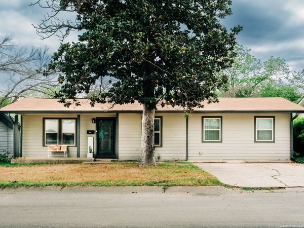 607 Leland, Kerrville, TX 78028