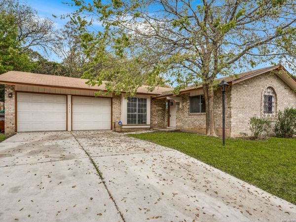 6915 FOREST GRV, San Antonio, TX 78240