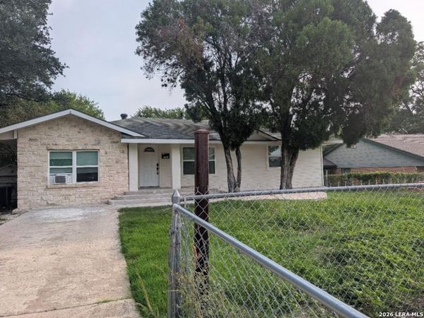 111 MORNINGVIEW DR, San Antonio, TX 78220
