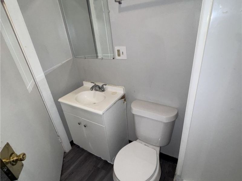 11205 Continental Avenue , Cleveland, OH 44104 Photo 11