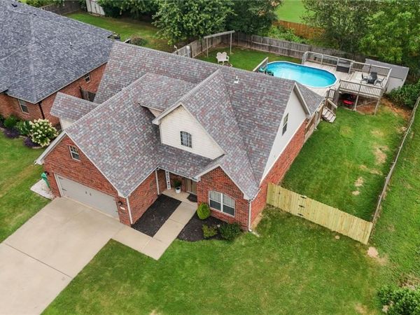 219 Dawn Drive , Centerton, AR 72719