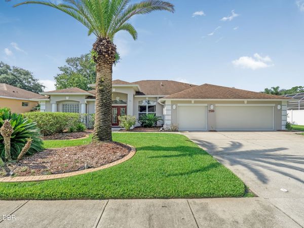 799 Foxhound Drive, Port Orange, FL 32128