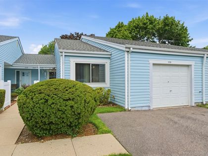 1006 Cabot Path Saint James, NY 11780