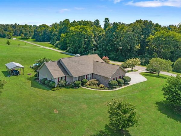 105 County Road 7130 , Athens, TN 37303