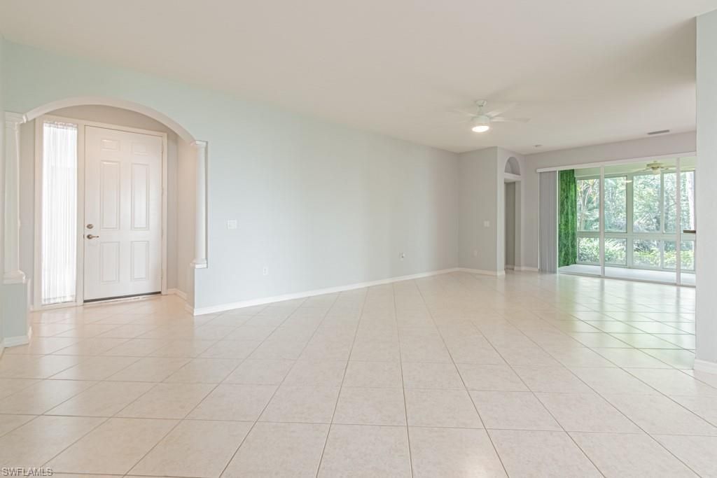 2215 Hawksridge Dr , Unit 802, Naples, FL 34105 Photo